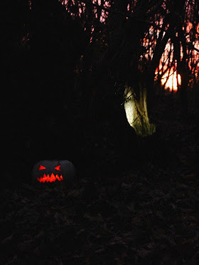 Origins of Jack-o'-Lantern.